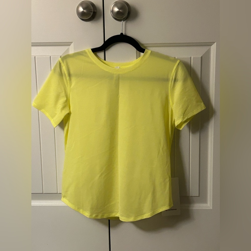High Neck Run and Train Tee ELLE - Lululemon